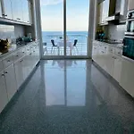 公寓 Seaview Tower *