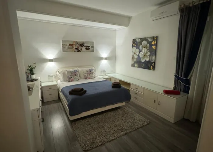 Seaview Tower Apartamento *